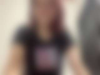 Live cam show with AwildaHuberman - Dirty Talk on Fling VIP Chat