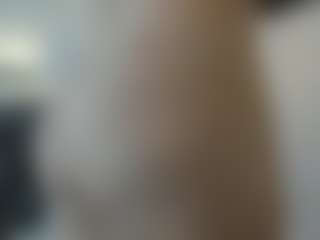 Live cam show with Bella-Dunne - Dildo on Milfs Live