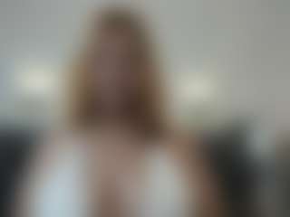Live cam show with Bella-Dunne - New Big Ass on Fling VIP Chat