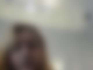 Live cam show with Bella-Dunne - BBW on Fit Hotties