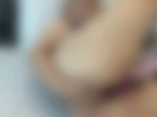 Bella-Dunne's Live Sex Cam Show