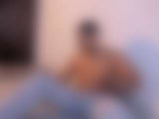 Chirshot21's Live Sex Cam Show