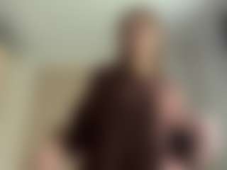 Live cam show with DaysiMazuc - Small Tits on SinfulBabes