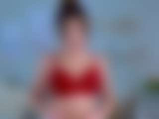 Live cam show with LoreanCantakis - Teen (18+) on Uber Horny