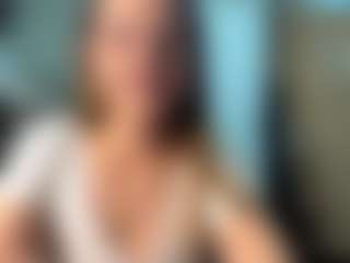 Live cam show with Holly - Erotic Dance on Hubzter Live
