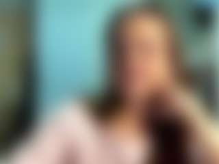 Live cam show with Holly - Blonde Hair Teen (18+) on Hubzter Live