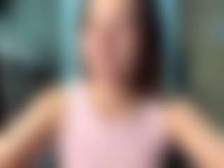 Live cam show with Holly - Skinny on crypto-cams