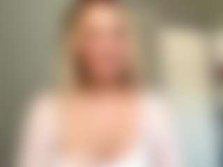 MerriRiesgraf's Live Sex Cam Show