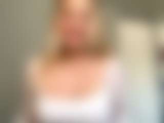 MerriRiesgraf's Live Sex Cam Show