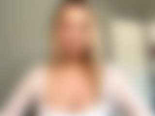 MerriRiesgraf's Live Sex Cam Show