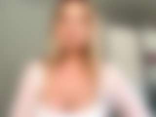 MerriRiesgraf's Live Sex Cam Show