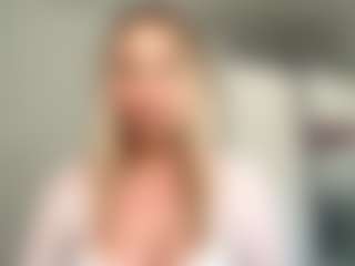 MerriRiesgraf's Live Sex Cam Show