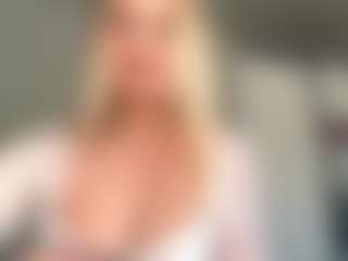 MerriRiesgraf's Live Sex Cam Show