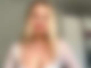 MerriRiesgraf's Live Sex Cam Show