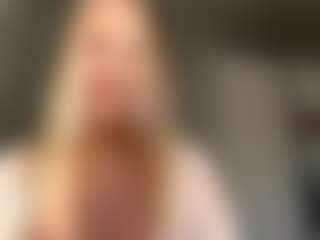 MerriRiesgraf's Live Sex Cam Show