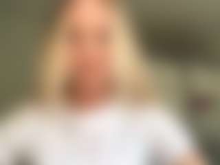 MerriRiesgraf's Live Sex Cam Show