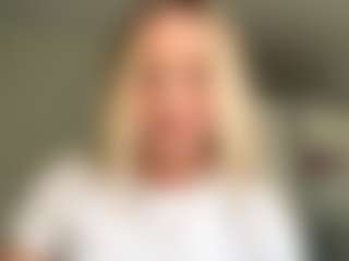 Live cam show with MerriRiesgraf - New Squirt on Camversity