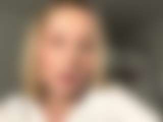 MerriRiesgraf's Live Sex Cam Show