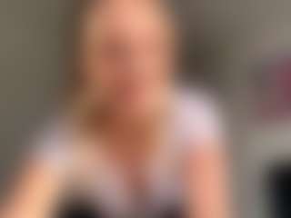 MerriRiesgraf's Live Sex Cam Show