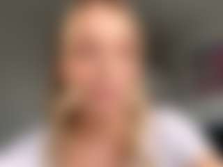 MerriRiesgraf's Live Sex Cam Show