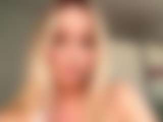 MerriRiesgraf's Live Sex Cam Show