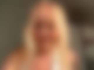 MerriRiesgraf's Live Sex Cam Show