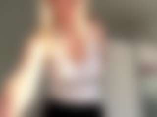 MerriRiesgraf's Live Sex Cam Show