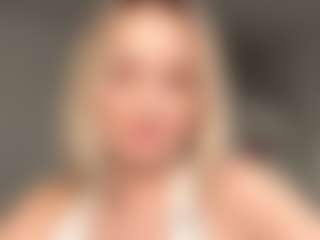 MerriRiesgraf's Live Sex Cam Show