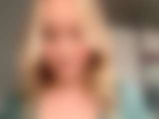 Live cam show with MerriRiesgraf - New Spank on pussylord.com