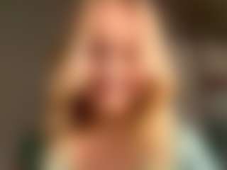 Live cam show with MerriRiesgraf - Tease Teen (18+) on PervPlay.com
