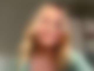 MerriRiesgraf's Live Sex Cam Show