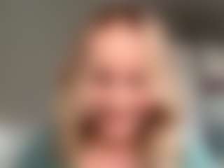 Live cam show with MerriRiesgraf - Anal White on Livezox | georgia