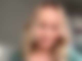 MerriRiesgraf's Live Sex Cam Show