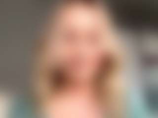 MerriRiesgraf's Live Sex Cam Show
