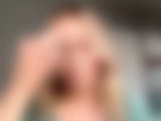 MerriRiesgraf's Live Sex Cam Show