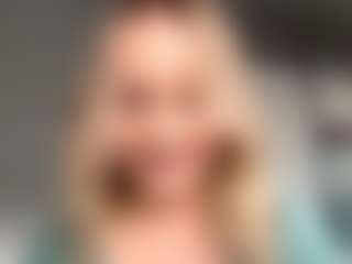 Live cam show with MerriRiesgraf - Squirt White on alttransgirls | georgia