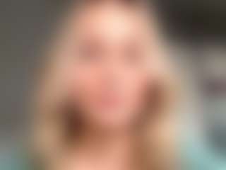 Live cam show with MerriRiesgraf - Blonde Hair Shaved Pussy on xfollow cams