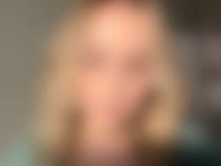 MerriRiesgraf's Live Sex Cam Show