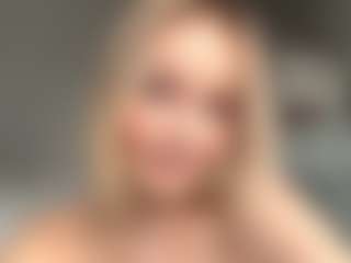 Live cam show with MerriRiesgraf - Blonde Hair Blowjob on Fit Hotties