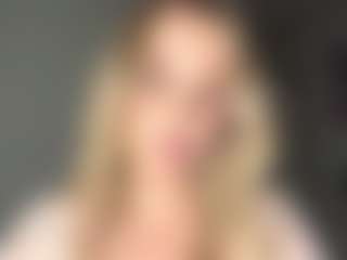 MerriRiesgraf's Live Sex Cam Show