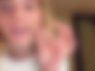 Amelia's Live Sex Cam Show