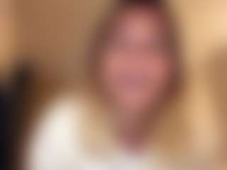 Amelia's Live Sex Cam Show