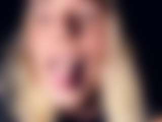 Amelia's Live Sex Cam Show