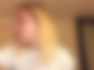 Amelia's Live Sex Cam Show
