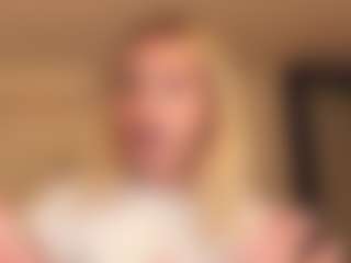 Amelia's Live Sex Cam Show
