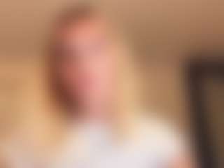 Amelia's Live Sex Cam Show