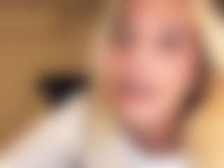 Amelia's Live Sex Cam Show