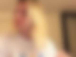 Amelia's Live Sex Cam Show