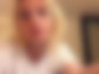 Amelia's Live Sex Cam Show