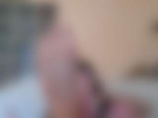 Live cam show with Rose - Hairy Pussy on Camversity
